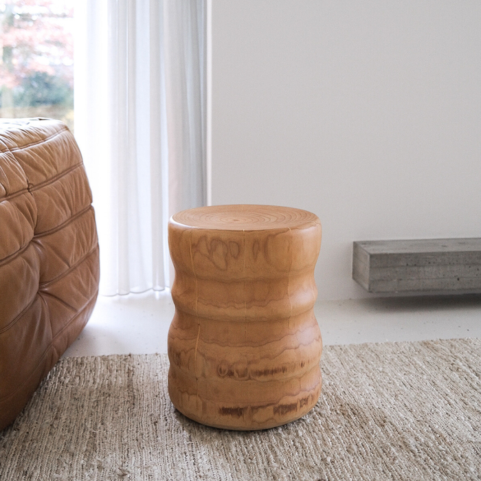 Mesa auxiliar Leni - madera de pino - nogal claro