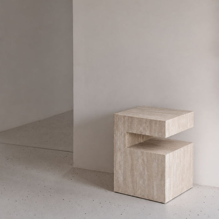 Mesa auxiliar Lewis - B32 D32 H45 - Travertino blanco